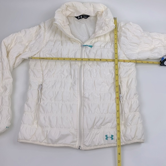 Under Armour off white Puffer quilted Storm jacket coat Size Medium Zip pockets - Picture 12 of 16